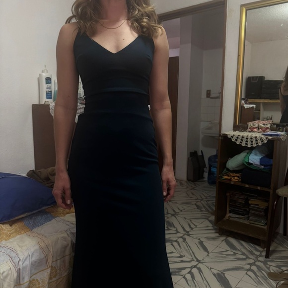 Floor length teal dress from Lulu’s - Picture 3 of 3